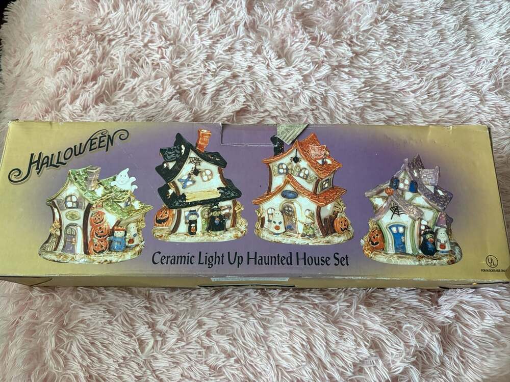 Halloween Ceramic Light Up Haunted House Set